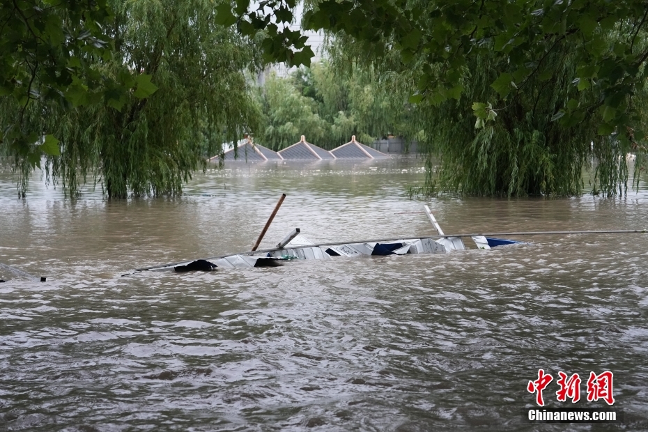 北京房山区琉璃河镇琉璃河湿地公园部分区域被大石河水淹没